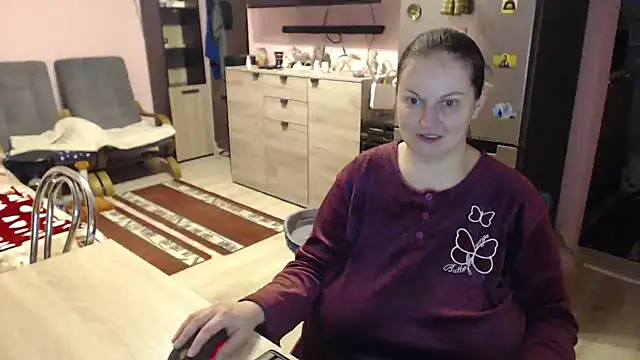 Snapshot of BustyLadyAlma chatting on 01.26.25 BustyLadyAlma online show from 01.26.25