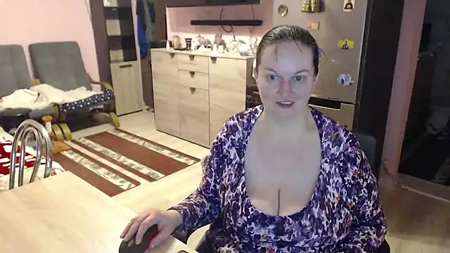 Snapshot of BustyLadyAlma chatting on 02.23.25 BustyLadyAlma online show from 02.23.25
