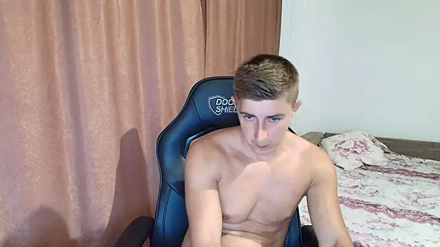 Todhorny9873 online show from 02.13.25