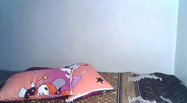 Snapshot of Kariebabe chatting on 12.13.24 Kariebabe online show from 12.13.24