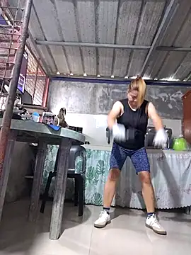 Snapshot of Kariebabe chatting on 10.24.25 Kariebabe online show from 10.24.25