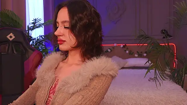 Snapshot of Devilinee chatting on 10.03.25 Devilinee online show from 10.03.25