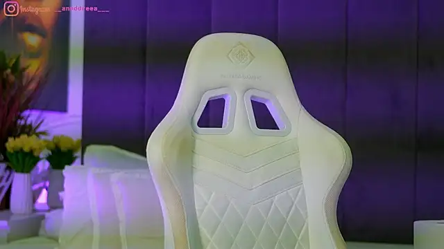 perfectt33n online show from 11.21.25