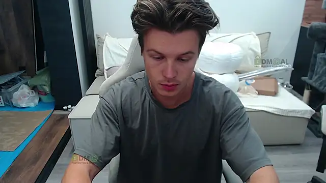 Snapshot of Sunny-Girl1 chatting on 10.04.25 Sunny-Girl1 online show from 10.04.25