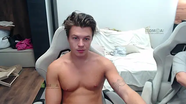 Snapshot of Sunny-Girl1 chatting on 10.11.25 Sunny-Girl1 online show from 10.11.25