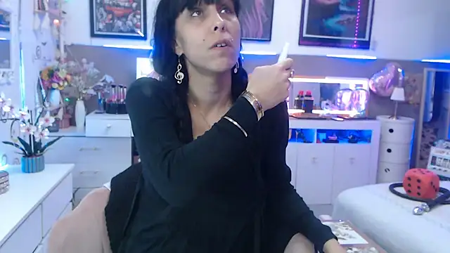 Snapshot of misscectito13 chatting on 02.23.25 misscectito13 online show from 02.23.25