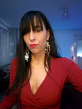 Snapshot of misscectito13 chatting on 03.19.25 misscectito13 online show from 03.19.25