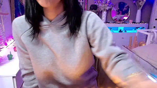 misscectito13 online show from 04.01.26