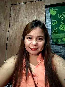 Snapshot of ambersmile chatting on 02.10.25 ambersmile online show from 02.10.25