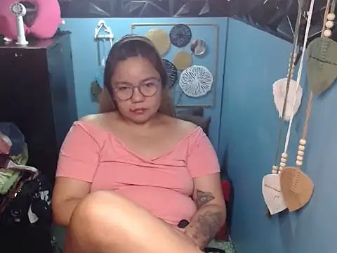 ambersmile online show from 11.04.25