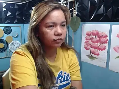 ambersmile online show from 12.14.25