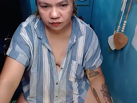 ambersmile online show from 12.17.25