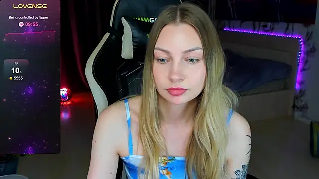 BiMolly online show from 11.27.25