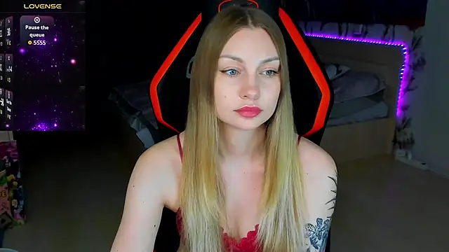 BiMolly online show from 04.03.26