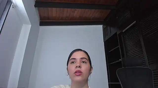 mia collins x online show from 10.24.25