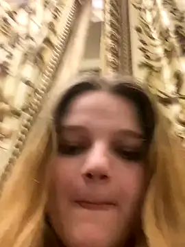 -MimmiLissa- online show from 10.24.25