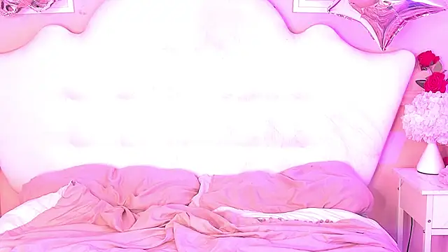 Snapshot of SabrinaJadeBabestation chatting on 12.11.24 SabrinaJadeBabestation online show from 12.11.24