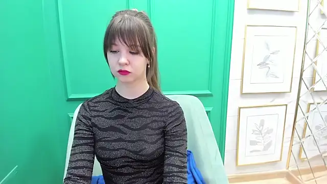 Snapshot of ElizaMild chatting on 01.25.25 ElizaMild online show from 01.25.25