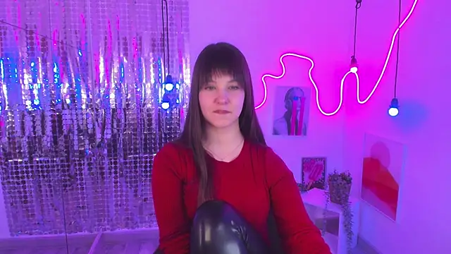 Snapshot of ElizaMild chatting on 03.22.25 ElizaMild online show from 03.22.25