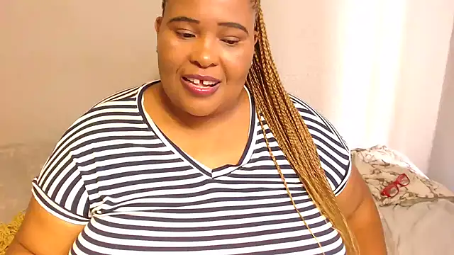 Snapshot of zandile chatting on 01.06.25 zandile online show from 01.06.25