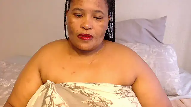 Snapshot of zandile chatting on 03.21.25 zandile online show from 03.21.25