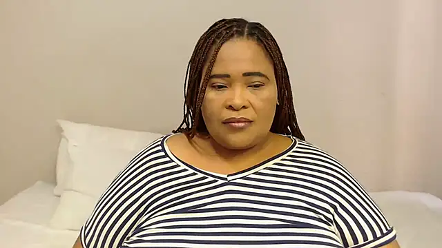 Snapshot of zandile chatting on 09.09.25 zandile online show from 09.09.25