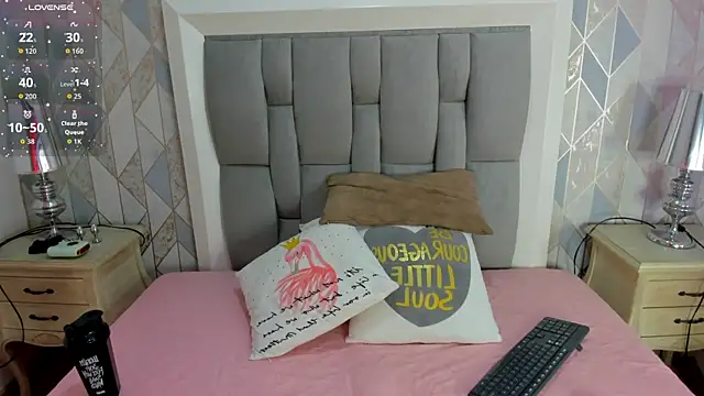 Princsgirl  online show from 10.14.25