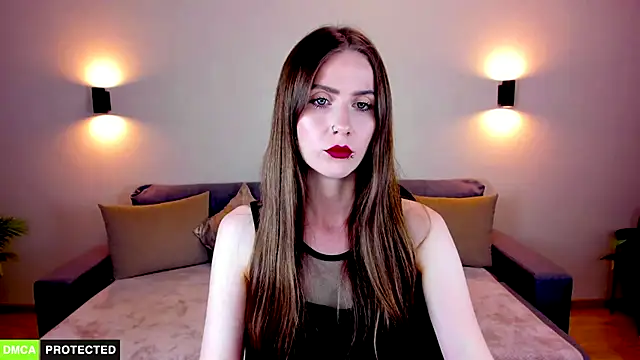 TheWoman   online show from 11.18.25