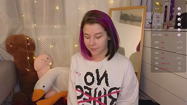 Snapshot of Mira_Falls chatting on 12.28.24 Mira Falls online show from 12.28.24