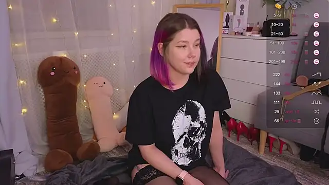 Snapshot of Mira_Falls chatting on 02.03.25 Mira Falls online show from 02.03.25