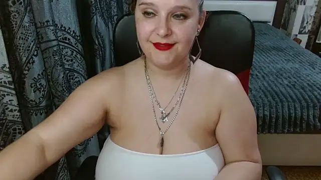 Snapshot of Boolochka chatting on 06.12.26 Boolochka online show from 06.12.26
