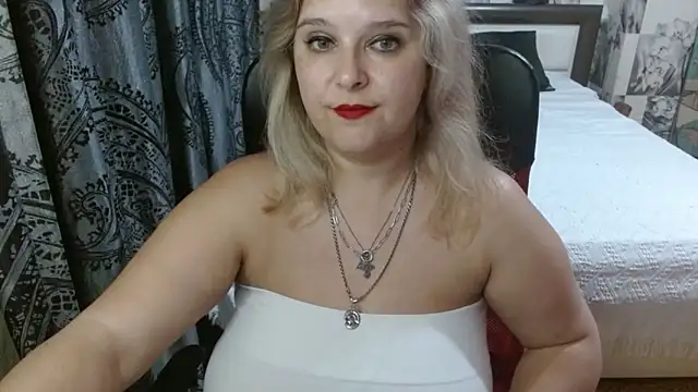 Snapshot of Boolochka chatting on 07.01.26 Boolochka online show from 07.01.26