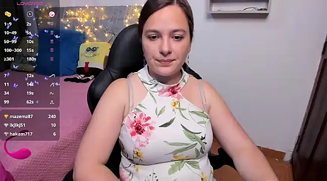 Snapshot of angelaagomez chatting on 12.14.24 angelaagomez online show from 12.14.24