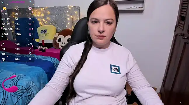 Snapshot of angelaagomez chatting on 12.20.24 angelaagomez online show from 12.20.24