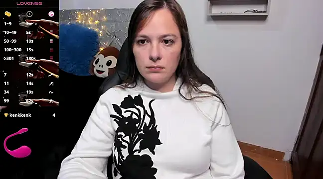 Snapshot of angelaagomez chatting on 01.03.25 angelaagomez online show from 01.03.25