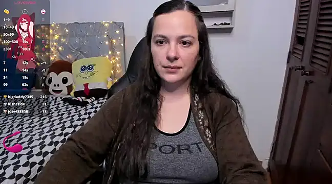 Snapshot of angelaagomez chatting on 03.18.25 angelaagomez online show from 03.18.25