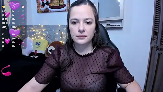 angelaagomez online show from 11.12.25
