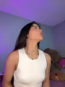 Snapshot of Sammy_pink chatting on 12.29.24 Sammy pink online show from 12.29.24