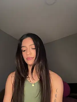 Snapshot of Sammy_pink chatting on 12.30.24 Sammy pink online show from 12.30.24