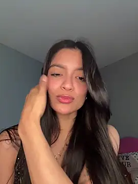 Snapshot of Sammy_pink chatting on 01.04.25 Sammy pink online show from 01.04.25