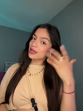 Snapshot of Sammy_pink chatting on 03.05.25 Sammy pink online show from 03.05.25