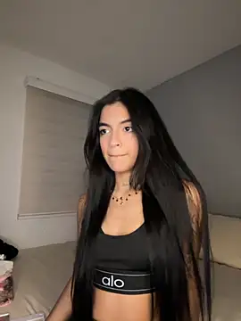 Snapshot of Sammy_pink chatting on 10.22.25 Sammy pink online show from 10.22.25