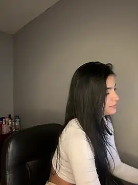 Sammy pink online show from 03.04.26