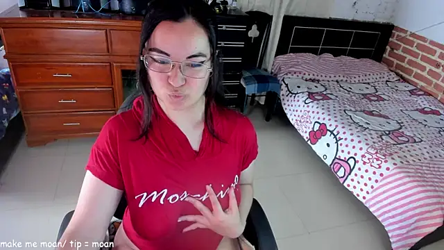 jessicajons9 online show from 12.16.24