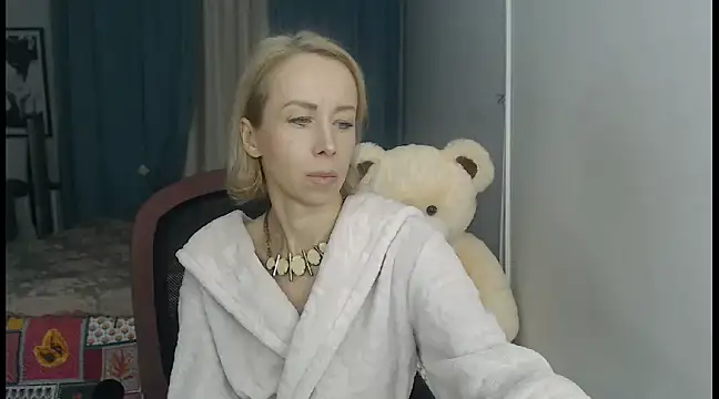 LuxuryNika online show from 12.08.24