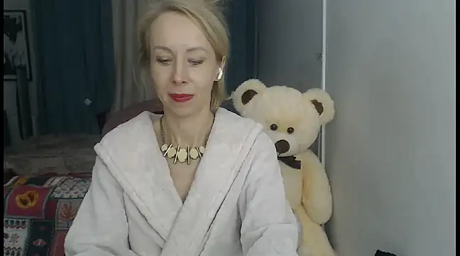 LuxuryNika online show from 12.09.24