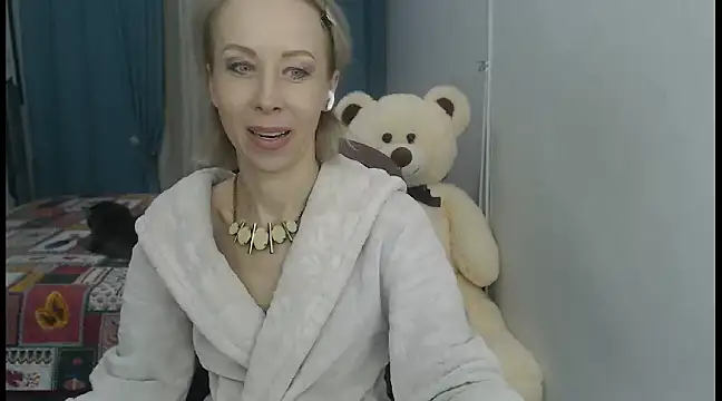 LuxuryNika online show from 12.23.24