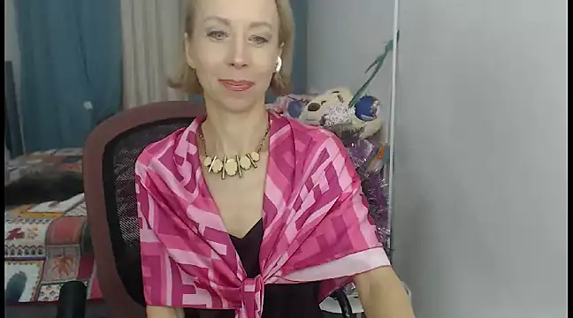 LuxuryNika online show from 01.01.25
