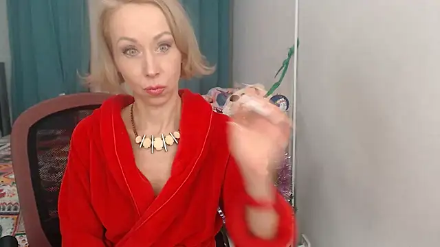 LuxuryNika online show from 01.01.25