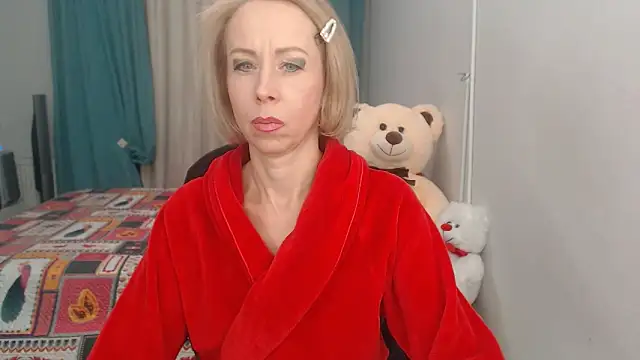 LuxuryNika online show from 01.16.25